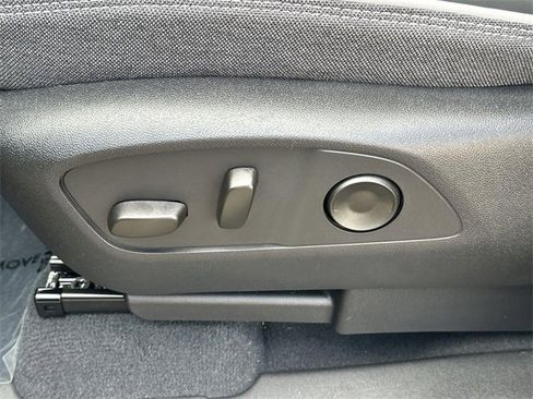 Used 2026 GMC Sierra EV Elevation image 32