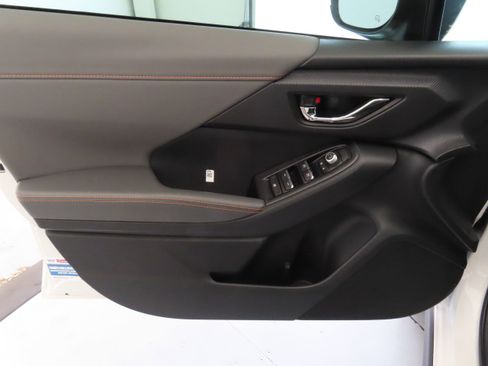 New 2026 Subaru Crosstrek 2.5i Limited image 12