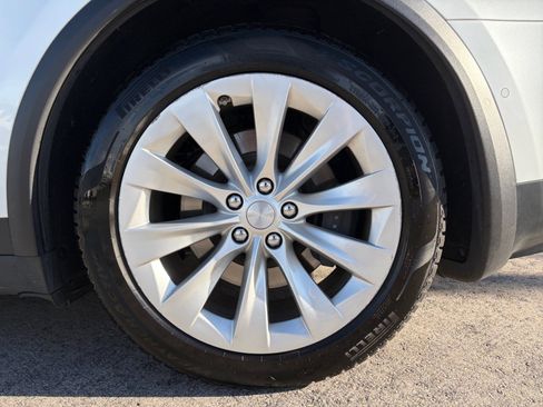 Used 2019 Tesla Model X Long Range AWD/4WD image 26