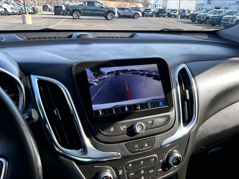 Used 2023 Chevrolet Equinox LT image 18
