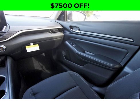 New 2025 Nissan Altima 2.5 SV w/ SV Special Edition Package image 14