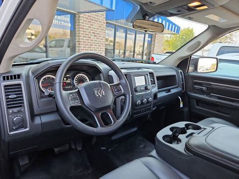 Used 2023 RAM 1500 Tradesman w/ Power & Remote Entry Group image 17