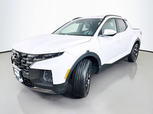 Used 2022 Hyundai Santa Cruz Limited image 3