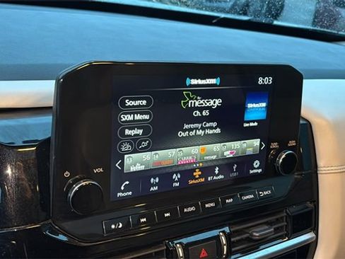 Used 2022 Nissan Pathfinder Platinum w/ Cargo Package image 17