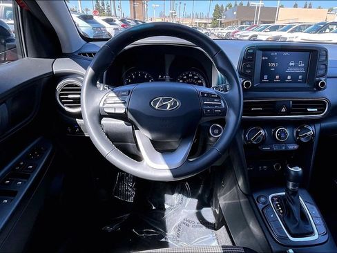 Used 2018 Hyundai Kona SEL FWD image 7