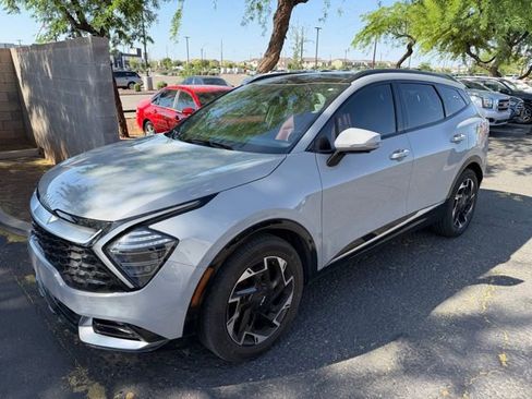 Certified 2023 Kia Sportage SX image 2