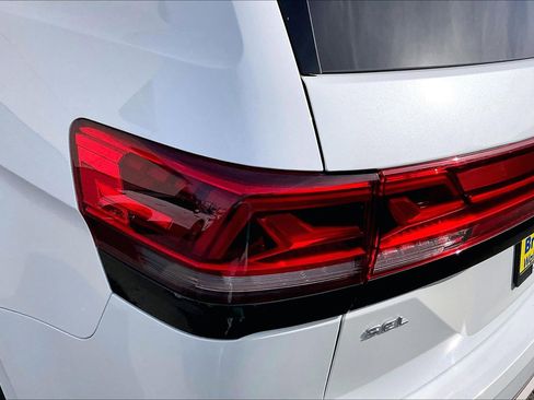 Certified 2024 Volkswagen Atlas Peak Edition SEL image 28