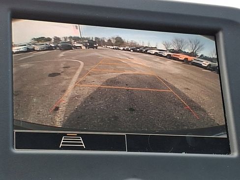 Used 2024 Chevrolet Equinox LT image 30