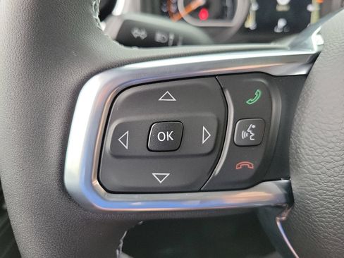 New 2025 Jeep Wrangler Unlimited Sahara AWD/4WD image 6
