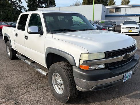 Used 2002 Chevrolet Silverado 2500 LS RWD image 2