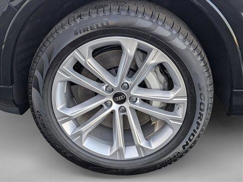 New 2026 Audi Q7 2.0T Premium Plus image 9