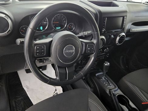 Used 2015 Jeep Wrangler Sahara w/ Connectivity Group image 21