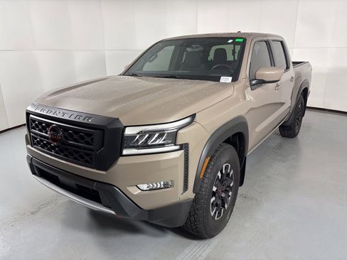 Used 2024 Nissan Frontier Pro-X image 4