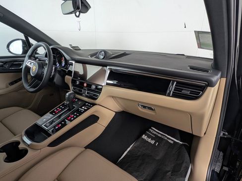 New 2026 Porsche Macan S image 19