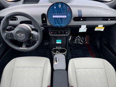 New 2026 MINI Cooper 4-Door Hardtop FWD image 18
