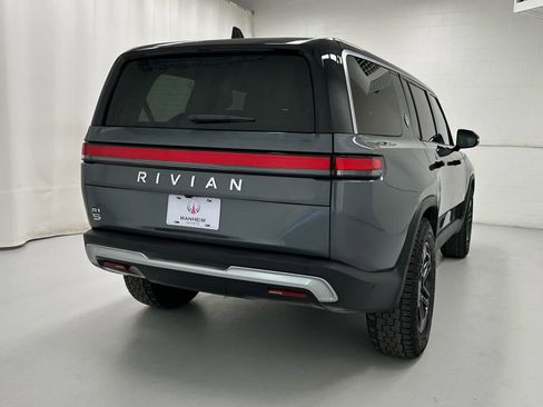 Used 2023 Rivian R1S Adventure image 6