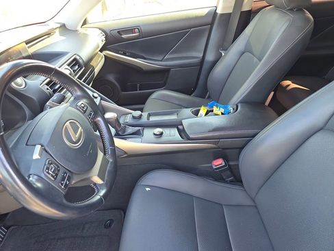 Used 2020 Lexus IS 300 image 14