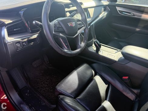 Used 2017 Cadillac XT5 Luxury AWD/4WD image 19
