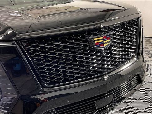 Used 2025 Cadillac Escalade Sport AWD/4WD image 39