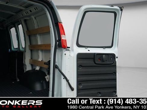 Used 2024 Chevrolet Express 2500 w/ Driver Convenience Package image 12