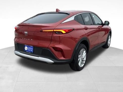 Used 2024 Buick Envista Preferred w/ Convenience I Package image 8