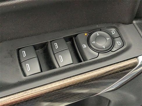 Used 2021 Chevrolet Silverado 1500 LT Trail Boss w/ Convenience Package II image 12