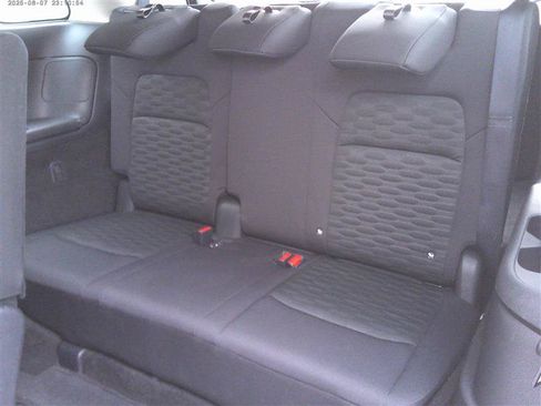 Used 2025 Nissan Pathfinder SV AWD/4WD image 7