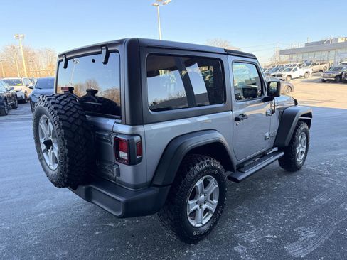 Used 2020 Jeep Wrangler Sport image 6