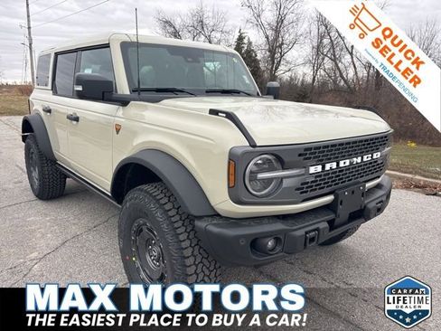 New 2025 Ford Bronco Badlands image 1