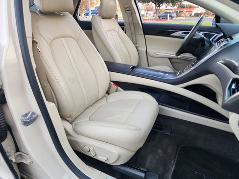 Used 2014 Lincoln MKZ Hybrid w/ Equipment Group 202A Reserve image 15