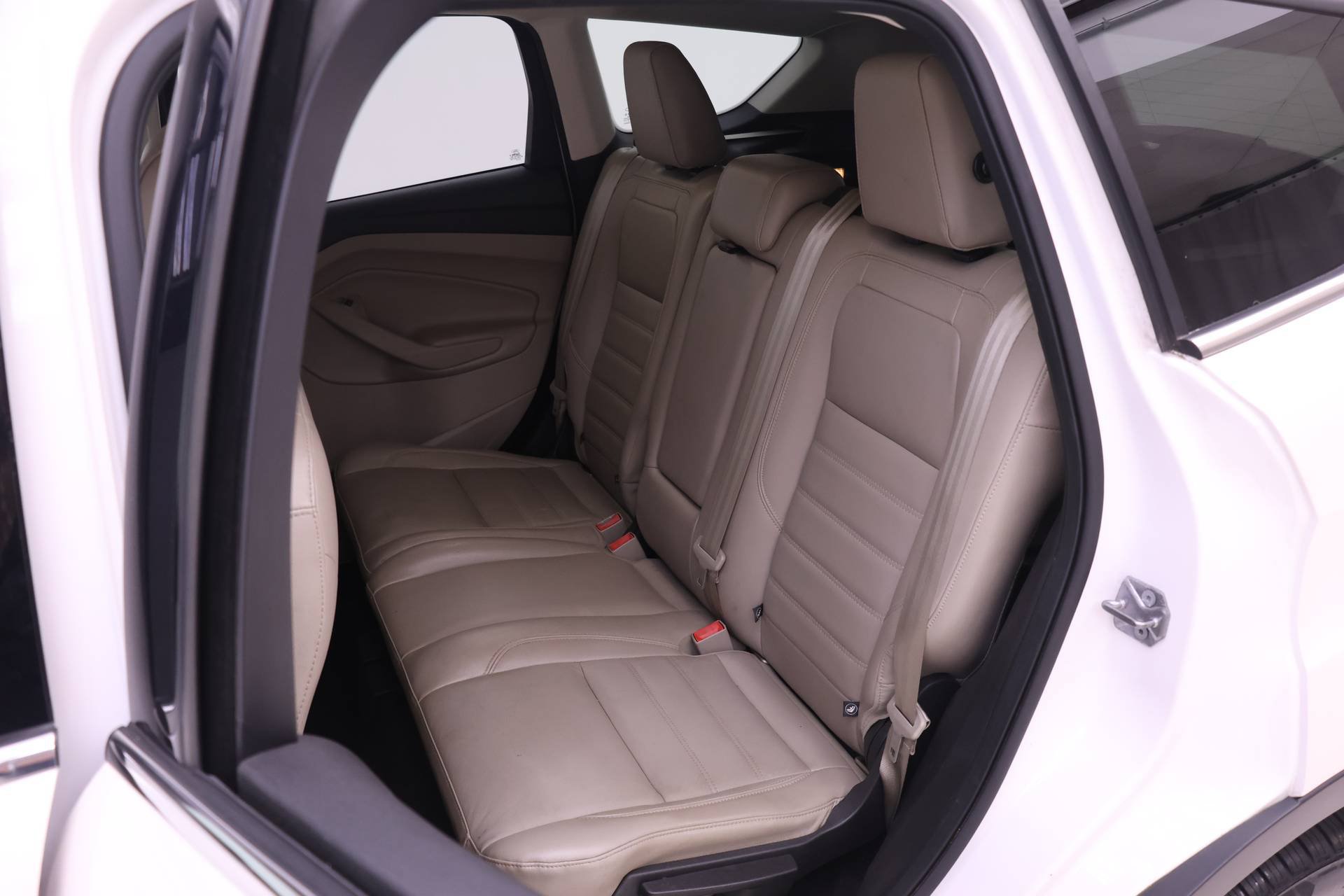 Used 2018 Ford Escape Titanium AWD/4WD image 11