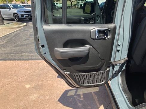 Used 2025 Jeep Wrangler Unlimited Sport S 4xe AWD/4WD image 25