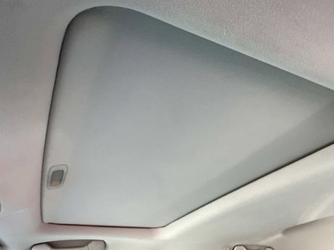 Used 2011 Lexus RX 350 2WD w/ Luxury Pkg image 30