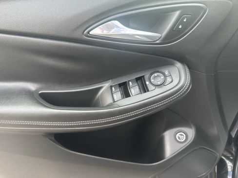Used 2020 Buick Encore GX Select FWD image 10