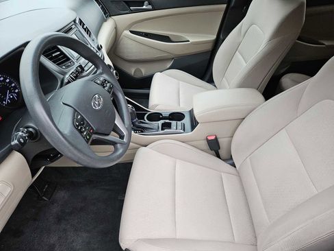 Used 2016 Hyundai Tucson SE w/ Option Group 02 image 12