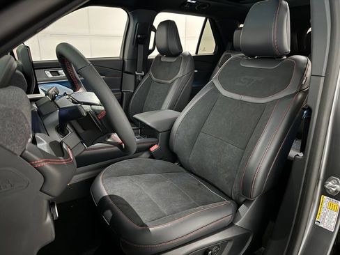 New 2026 Ford Explorer ST w/ Sun And Sound Package AWD/4WD image 26