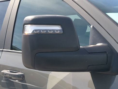 New 2026 RAM 2500 Laramie AWD/4WD image 10