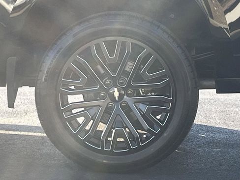 Used 2019 Chevrolet Silverado 1500 High Country w/ Trailer Camera Package image 33