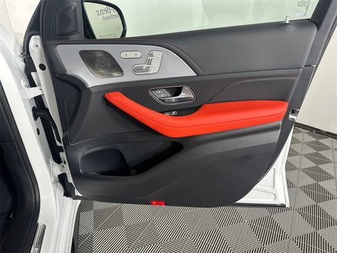 Certified 2025 Mercedes-Benz GLE 63 AMG S image 15