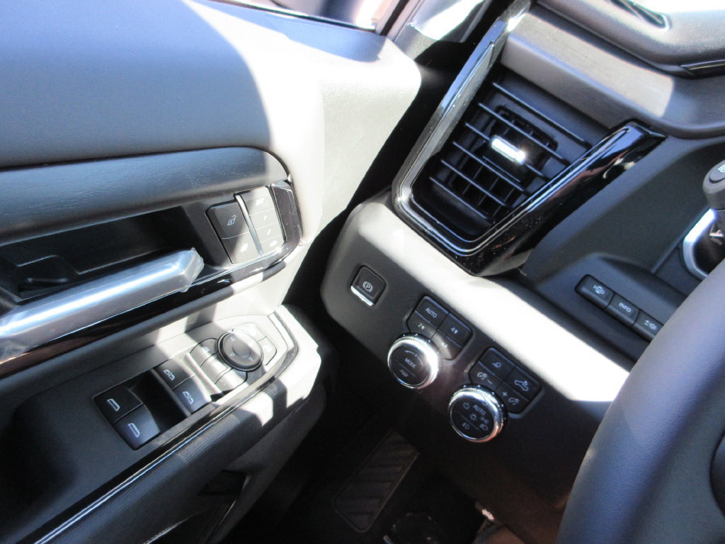 New 2026 GMC Sierra 2500 AT4X w/ AT4X AEV Edition AWD/4WD image 17