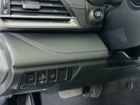 Certified 2024 Subaru Outback Limited AWD/4WD image 22