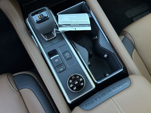 New 2025 Nissan Pathfinder Platinum w/ Cargo Package image 21