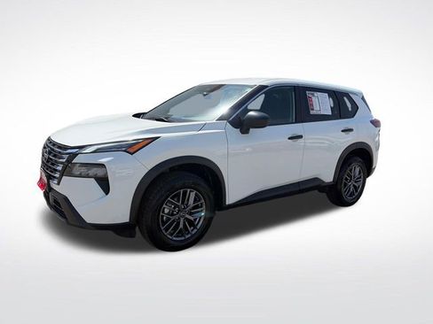 Used 2024 Nissan Rogue S AWD/4WD image 1
