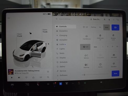 Used 2023 Tesla Model 3 Performance image 21