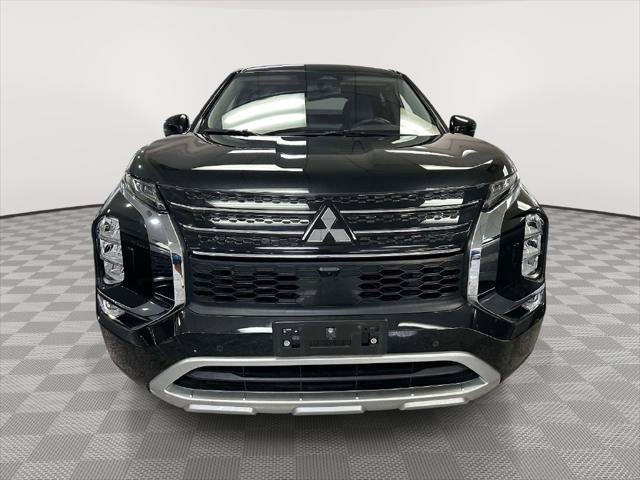 Used 2024 Mitsubishi Outlander SE AWD/4WD image 6