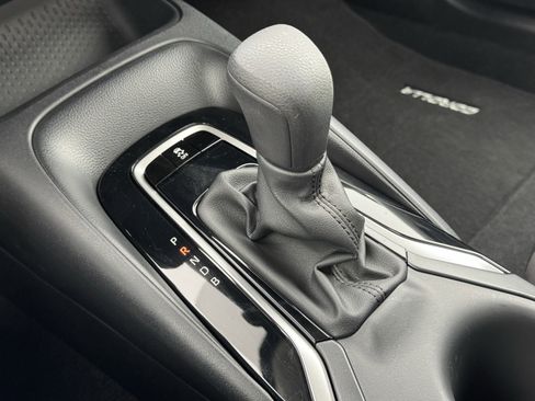 Used 2024 Toyota Corolla LE image 28