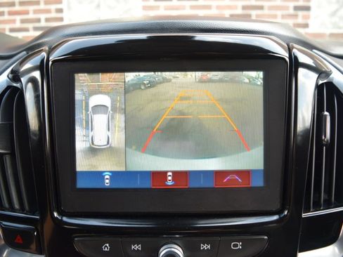 Used 2019 Chevrolet Traverse LT w/ LT Premium Package image 27