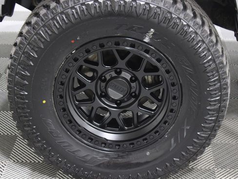 Used 2022 Toyota Tacoma TRD Sport image 36