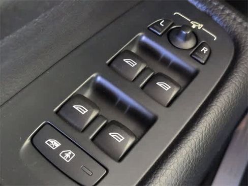 Used 2018 Volvo XC60 T6 Inscription w/ Convenience Package image 41