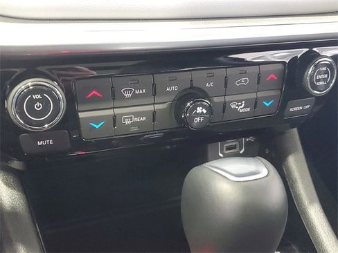 New 2026 Jeep Compass Limited w/ Sun, Sound & Navigation Group image 29